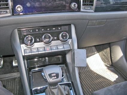 Brodit ProClip uchwyt do Skoda Karoq 2018-2025