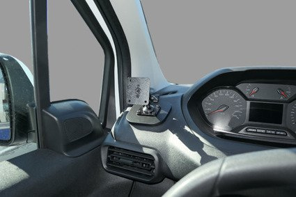 Bardzo mocny, bezinwazyjny wspornik montażowy do Opel Combo 2019