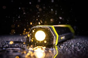 Torch 250 Lampka Latarka Power Bank (7-48h, 250 lumenów, 4400 mAh)