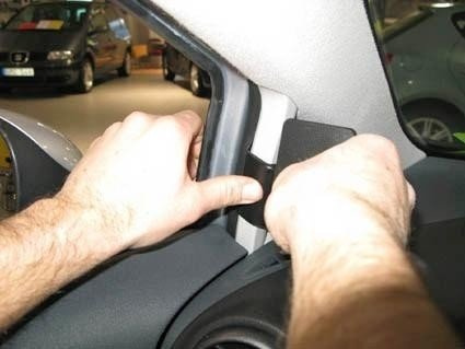 ProClip do Seat Leon 06-12