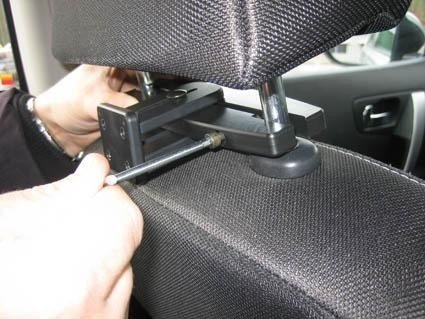 811020 - Uniwersalna baza mocowania do zagłówka z rozstawem prętów: 123 mm - 183 mm