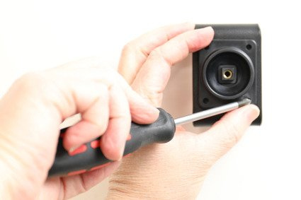 Uchwyt do Huawei P10 Plus z wbudowanym kablem USB oraz ładowarką samochodową