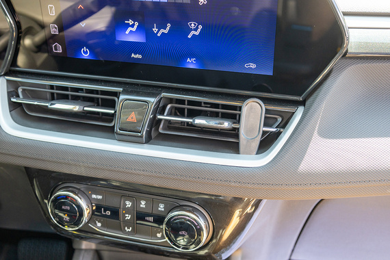 ProClip uchwyt montażowy do Chevrolet Trail Blazer 2024-2025