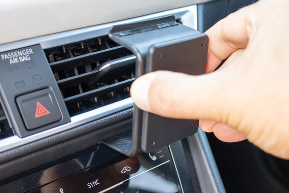 ProClip uchwyt montażowy do Volkswagen Taos 2022-2026