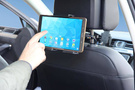 Uchwyt aktywny do tabletów Android w futerale o wymiarach: 120-150 mm (szer.), do 25 mm (grubość)