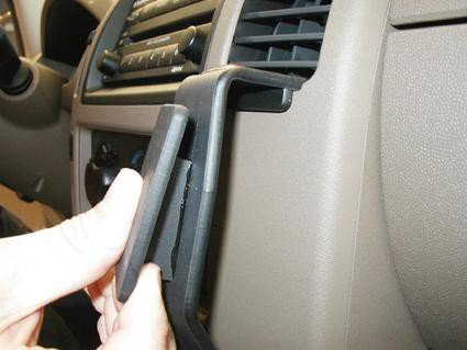 ProClip do Nissan Navara 06-10