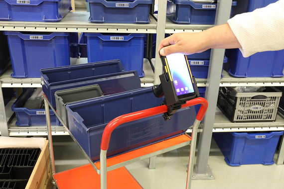 Uchwyt Brodit do CipherLab RS38 w gumowym etui z chwytem pistoletowym