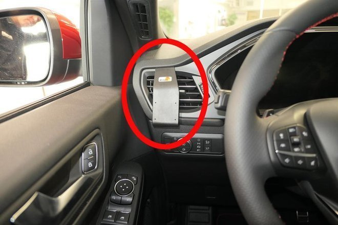 ProClip do Ford Kuga 2020-2025