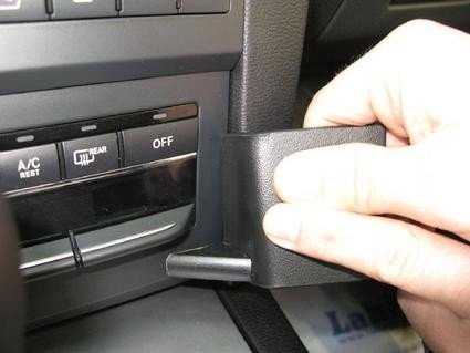 ProClip do Mercedes Benz E Klasa (200-430) Convertible 10-14