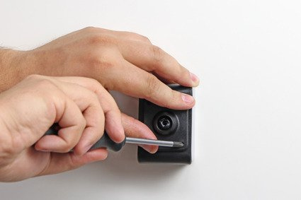 Uchwyt do HTC 10 z wbudowanym kablem USB oraz ładowarką samochodową