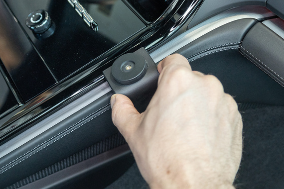 Brodit ProClip uchwyt do Porsche Panamera 2025-2026