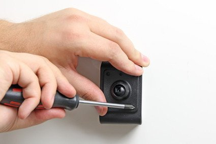 Uchwyt do Apple iPhone 7 z wbudowanym kablem USB oraz ładowarką samochodową