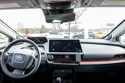 ProClip uchwyt montażowy do Toyota Prius 2024-2026