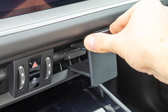 ProClip uchwyt montażowy do Porsche Cayenne 2025-