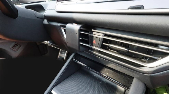 ProClip uchwyt montażowy do Volkswagen Tiguan 2025-2026