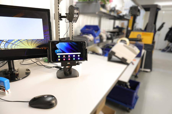 Uchwyt aktywny do Samsung Galaxy Tab Active 3, SM-T570/SM-T575 w oryginalnym futerale