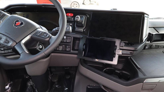 ProClip uchwyt montażowy do Scania seria R 2025-2025