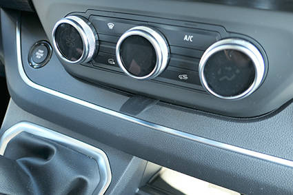 ProClip do Renault Trafic 2022-2025