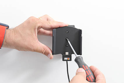 Uchwyt do Samsung Galaxy A53 z wbudowanym kablem USB oraz ładowarką samochodową.