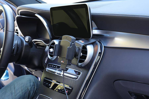 Uchwyt z Ładowarką Indukcyjną | Szerokość 61-83 mm + Wtyczka 12V