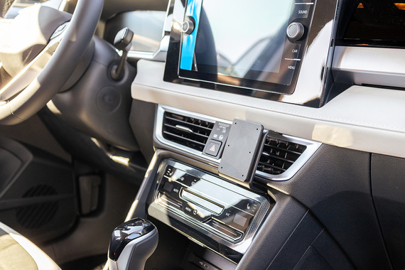 ProClip uchwyt montażowy do Volkswagen Taos 2022-2026