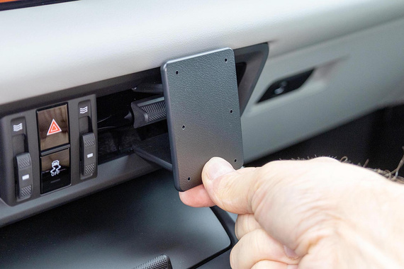 ProClip uchwyt montażowy do Porsche Macan 2025-2026