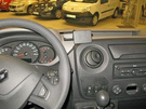 Bardzo mocny, bezinwazyjny wspornik montażowy do Renault Master 11-17