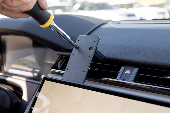 ProClip uchwyt montażowy do Land Rover Range Rover Velar 2024-2026