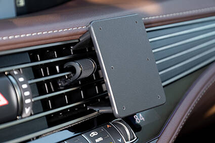 ProClip uchwyt montażowy do Lexus seria LS 2018-2025 wersja USA