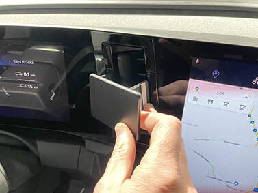 ProClip uchwyt montażowy do Renault Scenic E-TECH 2025-