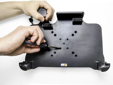 Getac F110 - uchwyt bez zasilania z blokadą sprężynową na kluczyk Brodit