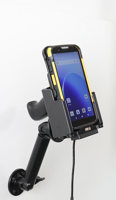 Aktywny uchwyt PogoPin Brodit do CipherLab RS38 w gumowym etui i z chwytem pistoletowym