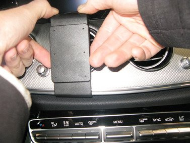 Brodit ProClip do Mercedes Benz E Klasa Convertible 2018-2023