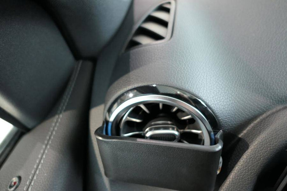 ProClip do Mercedes Benz EQA 2022-2025