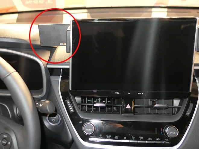 ProClip uchwyt montażowy do Toyota Corolla 2023-2026