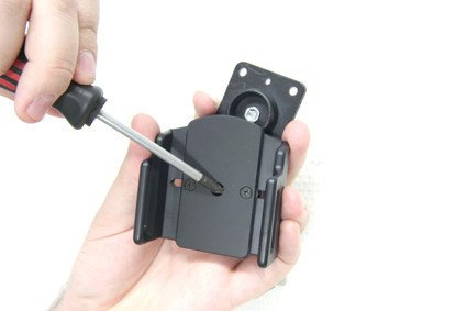 Uchwyt pasywny do smartfonów w futerale lub obudowie o wymiarach: 49-63 mm (szer.), 6-10 mm (grubość)