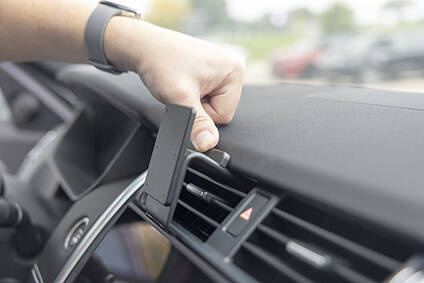 Brodit ProClip uchwyt do Land Rover Discovery 2021-2025