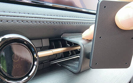 ProClip uchwyt montażowy do Nissan Ariya 2023-2026