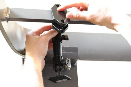 Baza montażowa Brodit na wózek widłowy montowana na obejmie zaciskowej z ramieniem 170 mm z zaciskiem do 72 mm